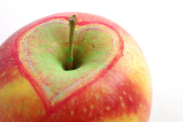 Jabłko z sercem  zdrowie - obrazy, fototapety, plakaty