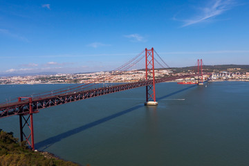 Ponte 25 de Abril