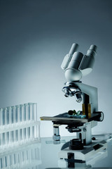 Microscope and tubes