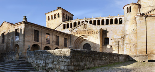 Fototapeta premium COlegiata de Santillana (Cantabria)