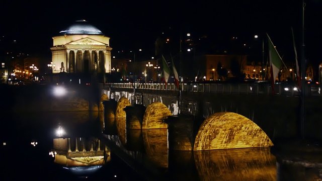 turin by night