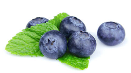 Blueberries with leaf