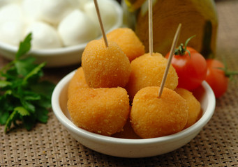 Mozzarelline fritte