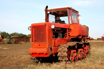 Obraz na płótnie Canvas Traktor gąsienicowy