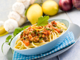 spaghetti with swordfish ragout