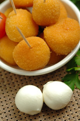 Mozzarelline fritte