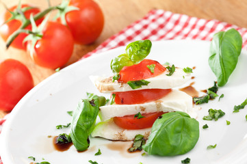 Tomate Mozzerella Turm