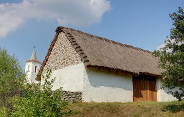 Fototapeta na wymiar maison traditionnelle hongroise