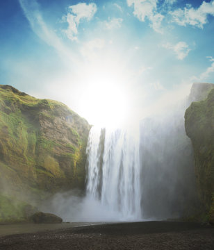Fototapeta Waterfall in Iceland