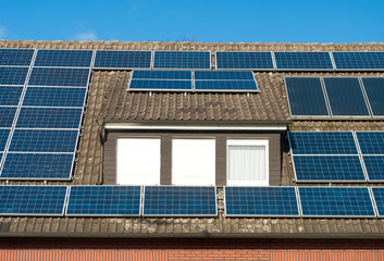 Fototapeta premium solar panels on house