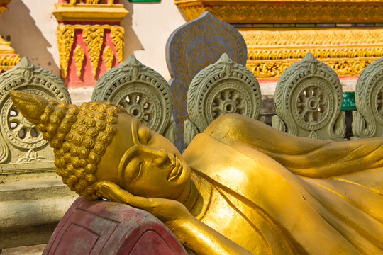 Nivara Buddha In Wat Thai