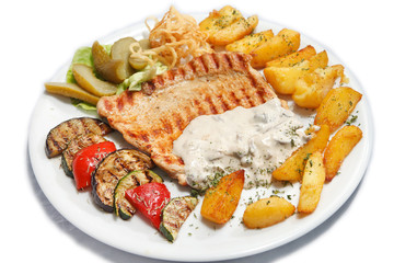Grilled steak with vegetables