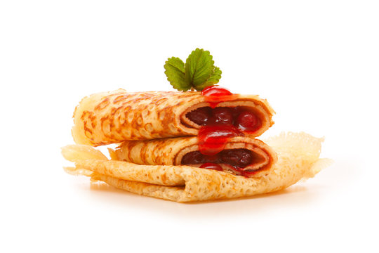 Pfannkuchen mit Kirschenmarmelade