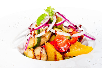 Grilled vegetables (zucchini, eggplant, onions, peppers, asparag