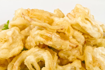 golden deep fried onion rings