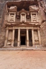 Obraz premium Facade of the Treasury - Al Khazneh - Petra - Jordan