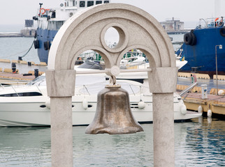 Fototapeta premium Ships old bronze bell