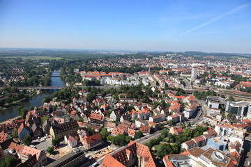 Naklejka premium Ulm skyline and river Danube, Germany