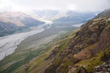 Fototapeta na wymiar mountain valley glacier - Iceland