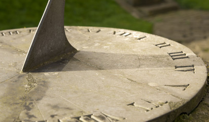 Sundial showing hour