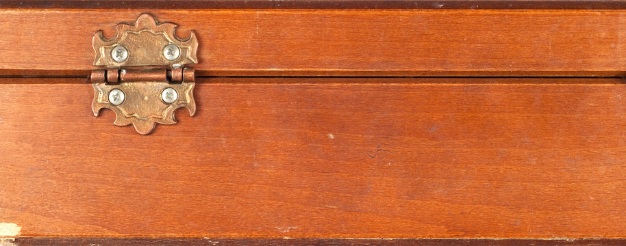 Wooden box hinge