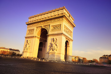 Fototapeta premium Arch of Triumph. Day time. Paric, France