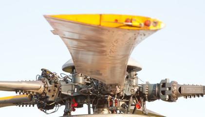 Helicopter rotor