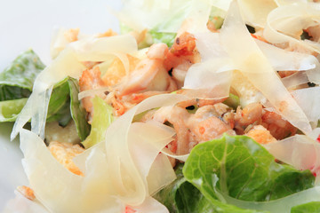 closeup chicken caesar salad