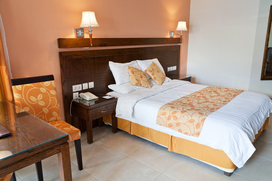 double bed room