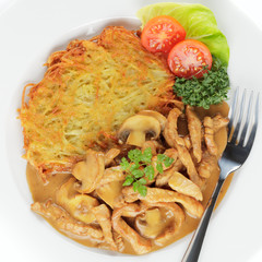 Zürcher Geschnetzeltes mit Rösti