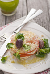 Tomato and goat cheese salad