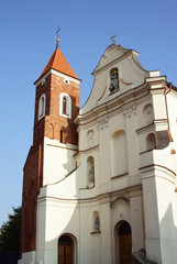 Fasada kościoła w Gnieźnie