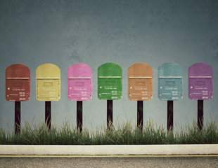 7 color postbox