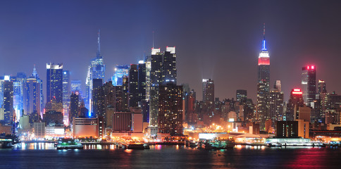 Fototapeta na wymiar New York City Midtown Manhattan skyline