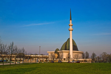 Fototapeta na wymiar Stolicy Chorwacji Zagrzebiu meczetu