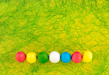 Color eggs