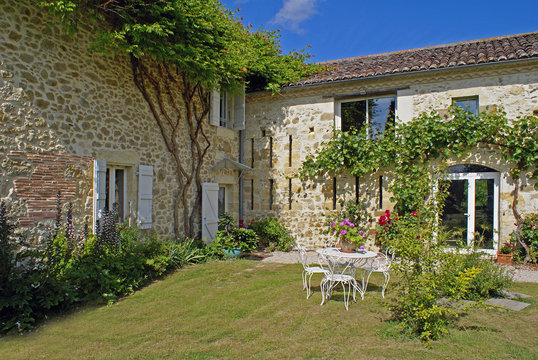 belle maison en pierre  # 02