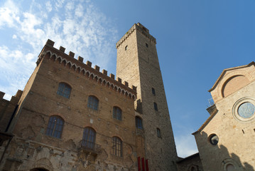Fototapeta na wymiar Medieval Tower in San Gimignano Italy
