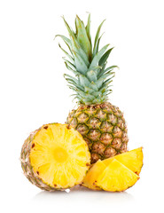 pineapple with slices - obrazy, fototapety, plakaty
