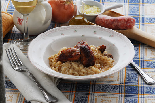 稻米与香肠 Arroz con salchicha Reis mit Wurst