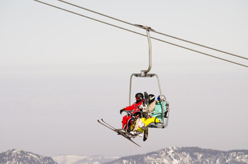 Fototapeta na wymiar Ski lift