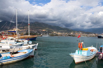 Fototapeta na wymiar Port w Alanya - Türkei