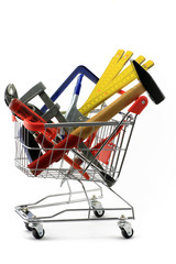 werkzeug in einkaufswagen