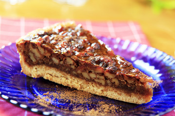 Nut tart