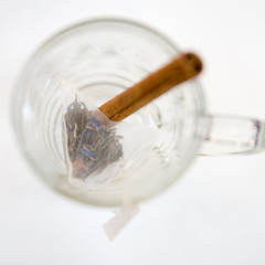 Teetasse mit Zimtstange