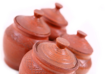 Four red pots