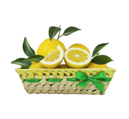 Cesto con limones.