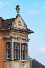 Erker mit Auge Gottes in Rust