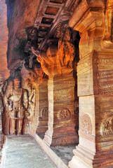 Badami, Karnataka - templi rupestri