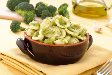 Orecchiette con broccoli